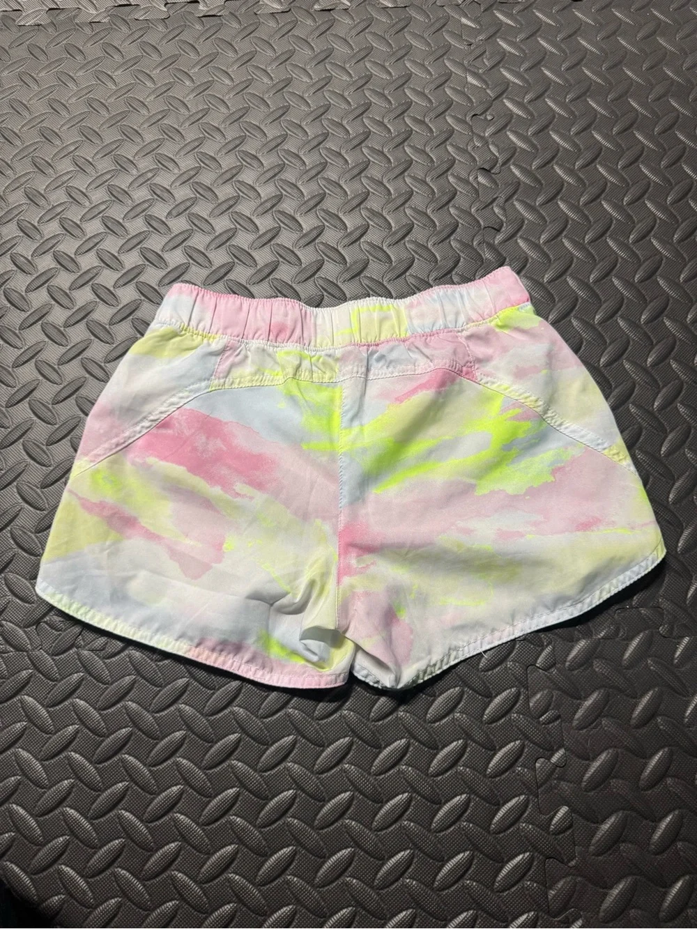 Old Navy Active Girls Go-Dry Pastel Print Running Shorts Size L 10-12